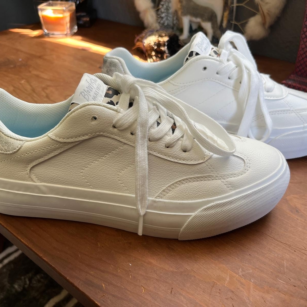 White Women's Sneakers